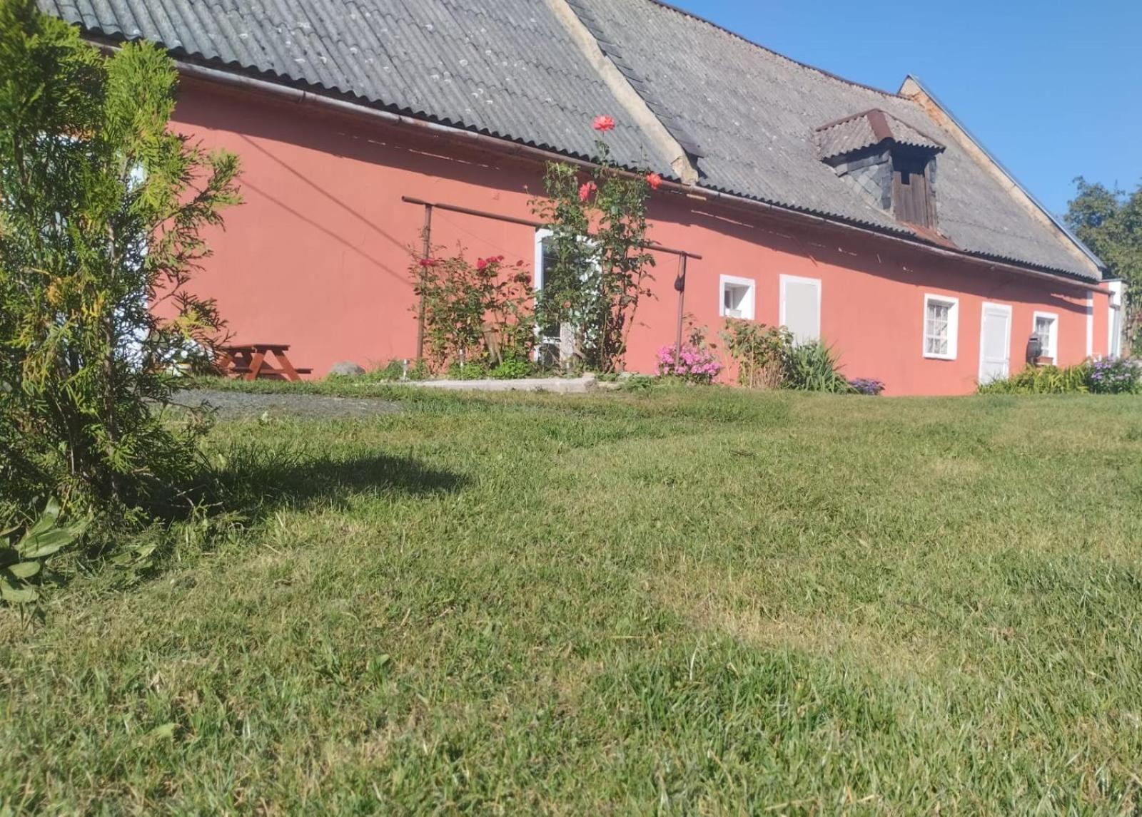 Leskovec Nad MoraviciUbytovani U Machalu别墅 外观 照片